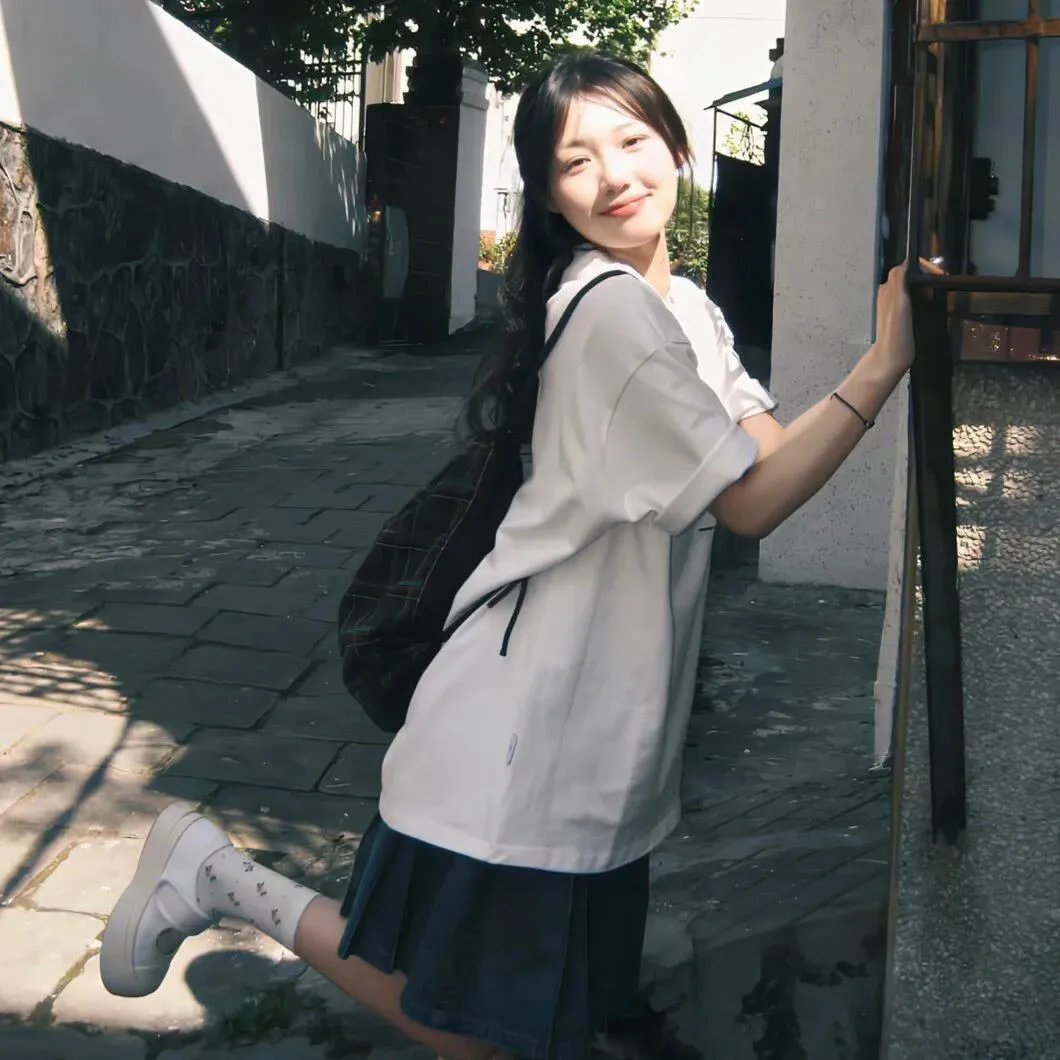 月是故乡明